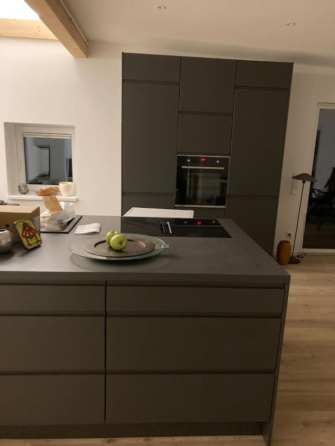 Neues Penthouse-Loft Mit Konuskarte Fuer Gratis Oepnv Apartment Ehrenkirchen Bagian luar foto