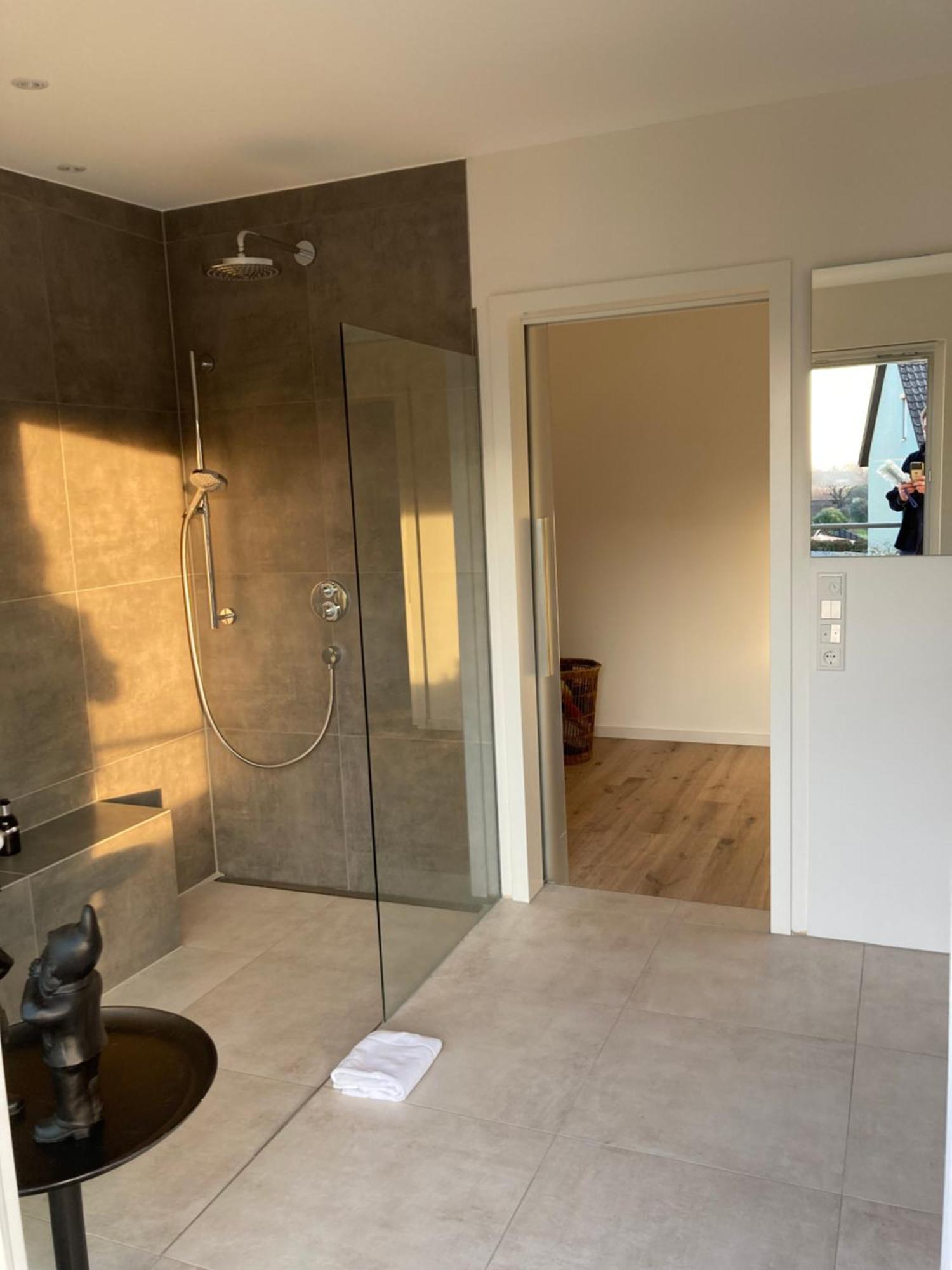 Neues Penthouse-Loft Mit Konuskarte Fuer Gratis Oepnv Apartment Ehrenkirchen Bagian luar foto